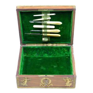 Complete Sewing Box In Mahogany And Bronze Made At The End Of The 19th Century