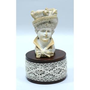 Large Meerschaum Table Pipe Bowl Depicting A Society Woman