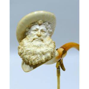 Meerschaum Pipe Representing A Bearded Man With A Feathered Hat