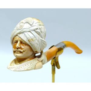 Meerschaum Pipe Representing The Head Of A Mustachioed Maharaja In Full Regalia