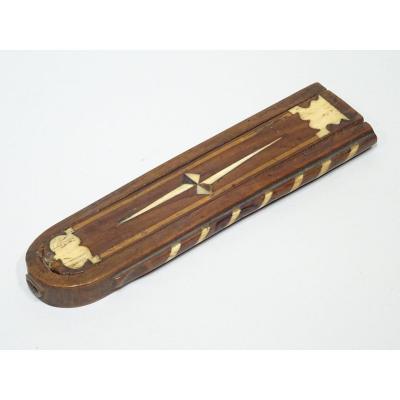 Tobacco Rasp In Wood Marquetry With Geometric Decorations