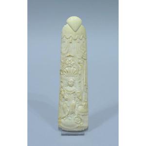 Ivory Tobacco Rasp Representing King Louis XV On His Accession To The Throne