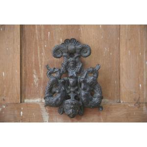 Knocker Decorated With Grotesques In Patinated Bronze, 19th Century