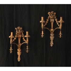  Pair Of Wall Lights With Flower Decoration In Gilded Wrought Iron, Italy, Late 18th Century