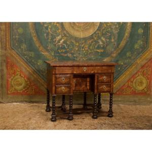 Mazarin Desk From The 17th Century