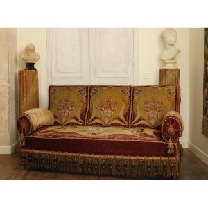 Art Nouveau Sofa In Velvet And Passementerie, 20th C