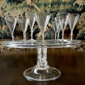 Pedestal Table - Crystal Display Stand And Nine Fern Glasses Late 17th Century - Early 18th Century