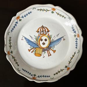 Pre-revolutionary Plate Decorated With 18th Century Flags In Nevers Earthenware, 18th Century