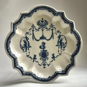 Earthenware Dish Or Sweetmeat Dish From Moustiers, 18th Century, Decorated In The Bérain Style.