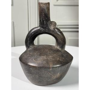 Stirrup Vase – Chimu Culture – Peru – 1100-1470 Ad.