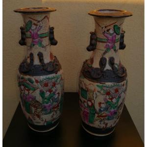 Nankin - China - Pair Of Porcelain Vases - Late Nineteenth