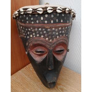 Kuba Mask - Democratic Republic Of Congo - Central Africa