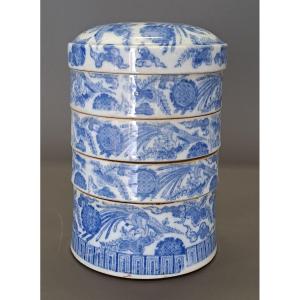 Japanese Porcelain Built-in Bowls