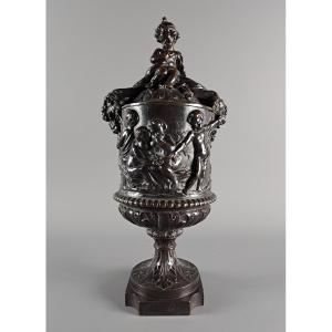 Covered Bronze Vase With Brown Patina Decorated With Bacchanalia And Putti After Clodion
