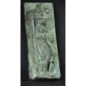 Terracotta Sculpture Signed Igné Paying Homage To The Resistance Fighters, 20th Century