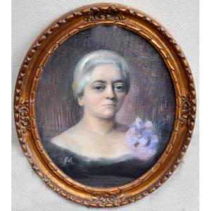 Pastel Portrait Of An Elegant Woman Framed, Late 19th Century