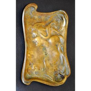 Art Nouveau Period Pocket Emptier