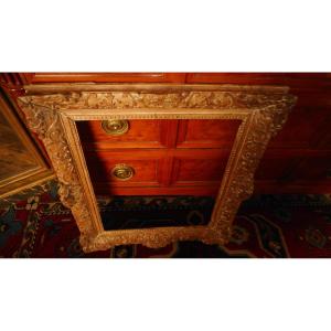 17th-century Carved Oak Frame