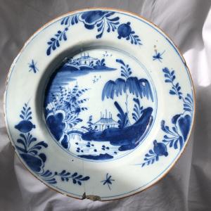 18th Century Delft Earthenware Plate With Pagoda Decor
