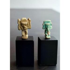 Two Amulets Of Shou. Egyptian, Late Period . 6 ème Century Before Christ