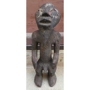 Kaka Statue From Cameroon