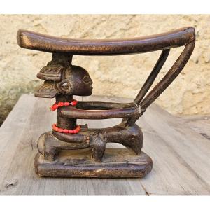 Tchowké Neck Support From Angola