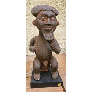 Royal Bamoun Statue Of Cameroon