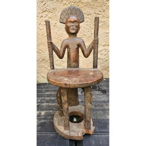 Tchowké De l'Angola Throne
