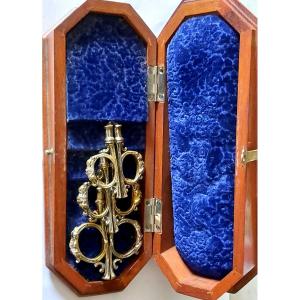 Antique Scissors Set