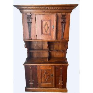 Small Swiss Dresser Cabinet In Larch End Of 17 Eme Century