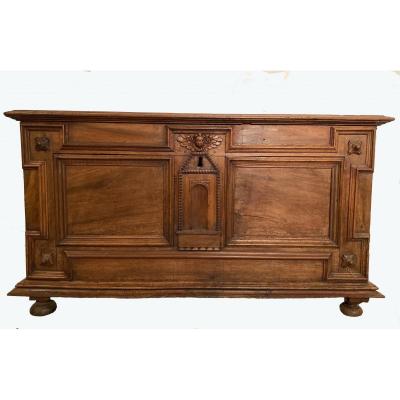Chest 17 Th Century 