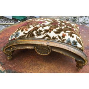 Rounded Footrest Shell Decor