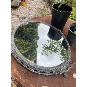 Tray Décorated With Lions Head