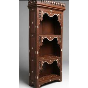 Oriental Shelving Unit With Moucharabieh Decoration 