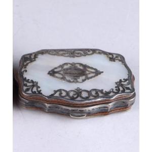 Small Silver And Mother-of-pearl Coin Purse