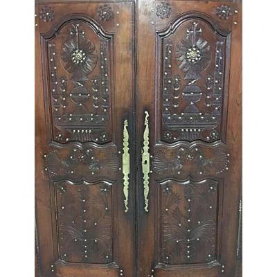 Paire De Portes Bretonnes Sculptées aux Colombes, XIX