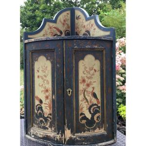 Two-leaf Painted Corner Shelf