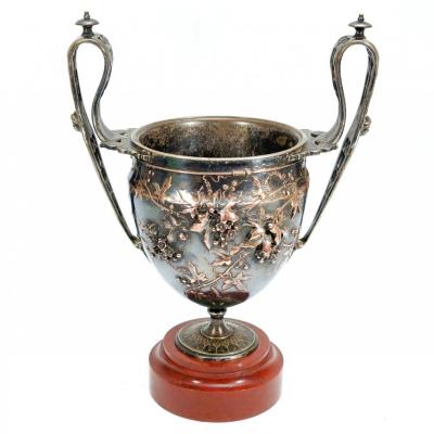 Canthare Bronze Vase  By Barbedienne & Sévin. 1866. Neoclassical Wine Cup.