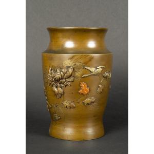 Vase With Crane And Flowers, Bronze And Copper, Japan, Meiji Era (1868-1912).