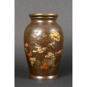 Vase With Birds And Flowers, Bronze - Shakudō - Shibuichi, Japan, Meiji Era (1868-1912).