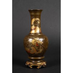 Dragon Vase, Lacquer, China, Qing Dynasty, 19th Century.  