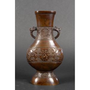 Archaic Vase, Bronze, China, Ming-qing Dynasty, 16th - 17th Century. 
