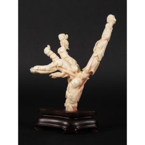 Group Of Figures And Animals, White Coral, China, Qing Dynasty, 19th-20th Century.  