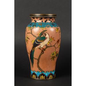 Cloisonné Vase With Bird, Japan, Meiji Period (1868-1912). 