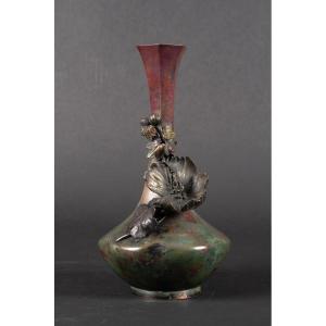 Vase With Flowers, Bronze, Japan, Meiji Era (1868-1912). 