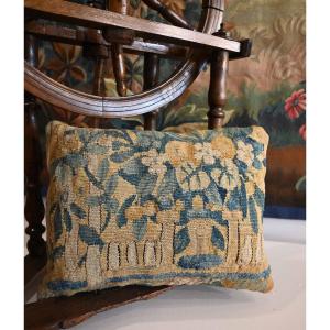 Antique Kilim And Tapestry Cushion - Handmade By Atelier Artisanal Galerie Lissier