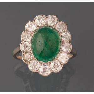 Old French Emerald Ring Of 4 Carats And Diamonds
