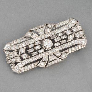 Art Deco French Brooch In Platinum And Diamonds