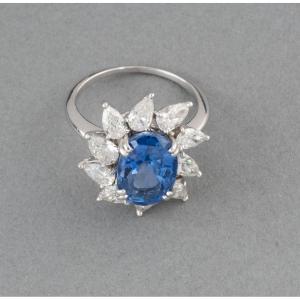 Vintage French Ring 4.85 Carats Certified Sapphire And Diamonds