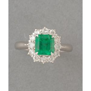 Vintage French 1.30 Carat Gold Diamond And Emerald Ring